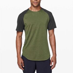 Lululemon Always Agile Short Sleeve top, Size Large